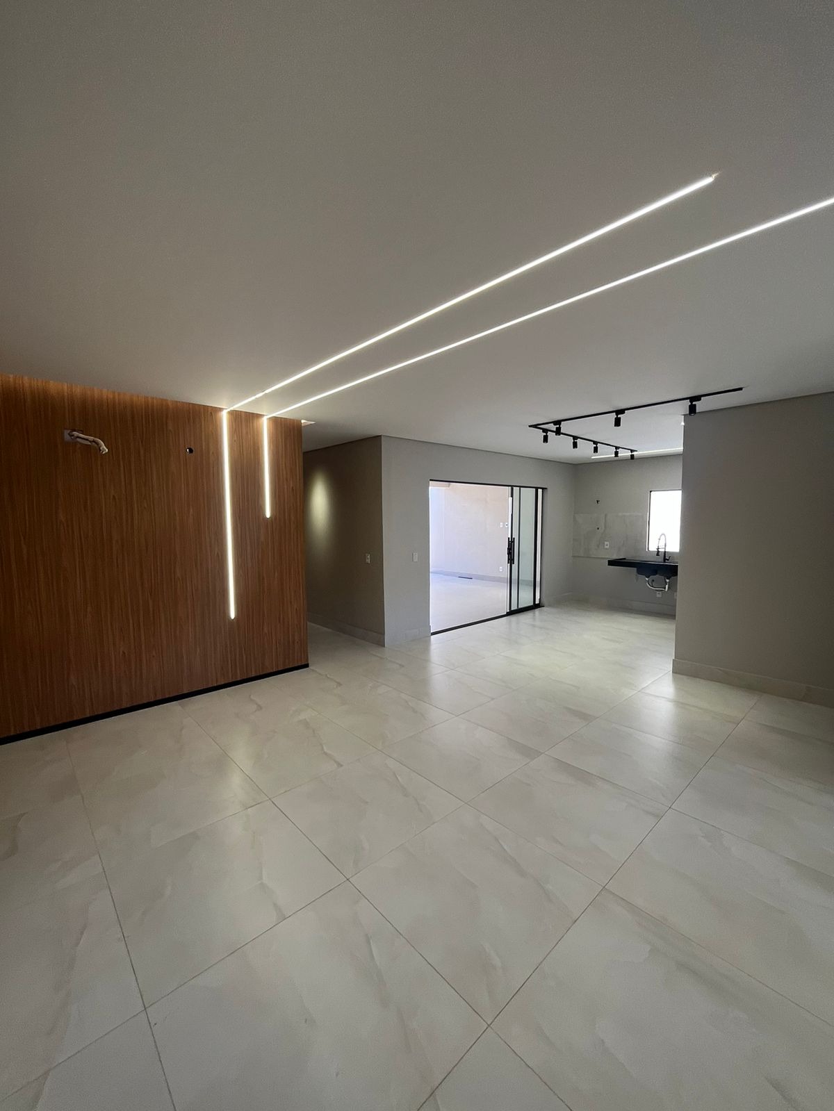 Casa à venda com 3 quartos, 250m² - Foto 10