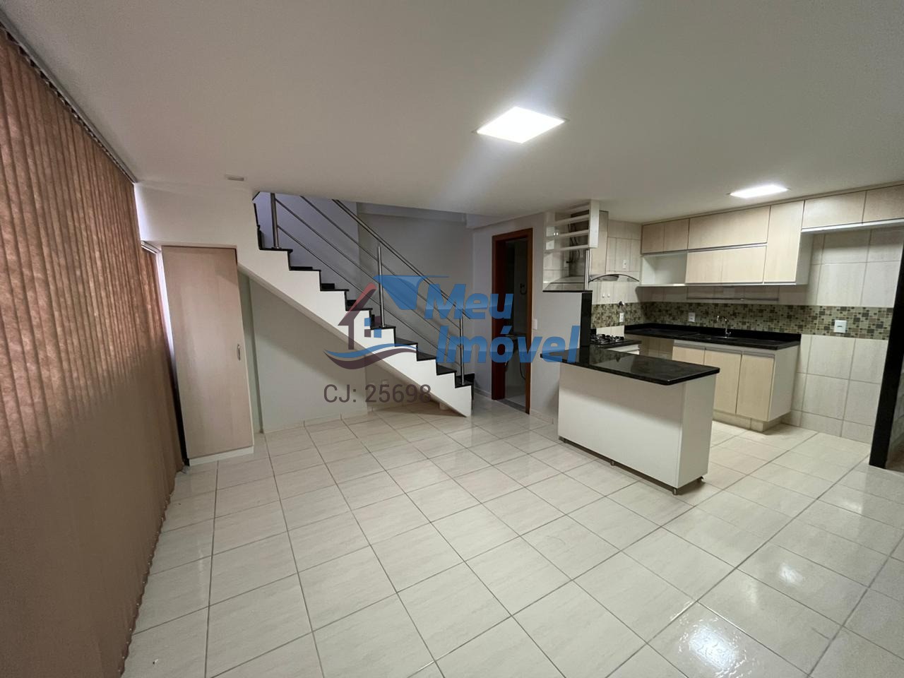 Apartamento à venda com 1 quarto, 60m² - Foto 5