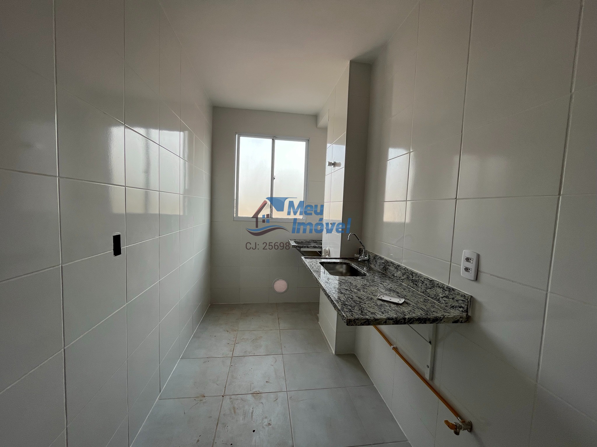 Apartamento à venda com 2 quartos, 42m² - Foto 12