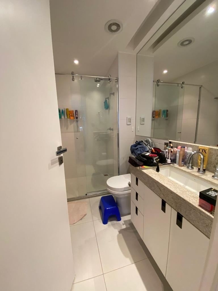 Apartamento à venda com 4 quartos, 229m² - Foto 15