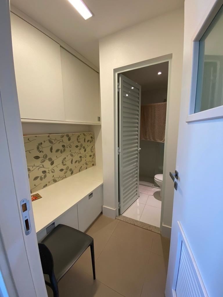 Apartamento à venda com 4 quartos, 229m² - Foto 16