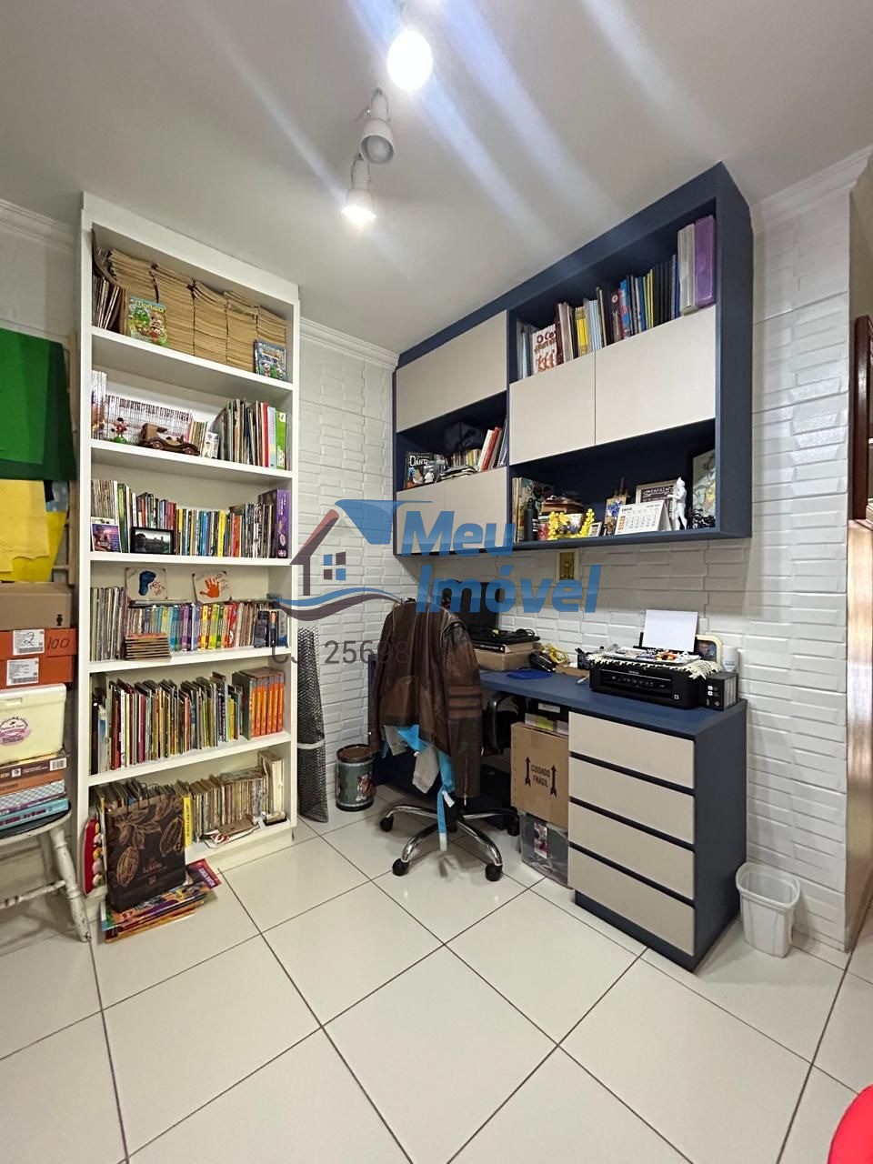 Casa à venda com 4 quartos, 200m² - Foto 10