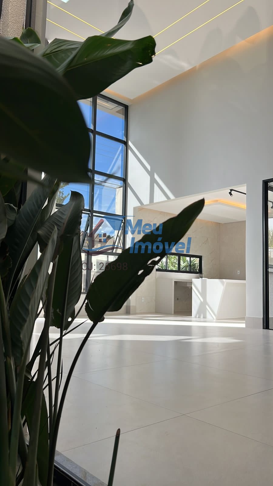 Casa à venda com 4 quartos, 380m² - Foto 11