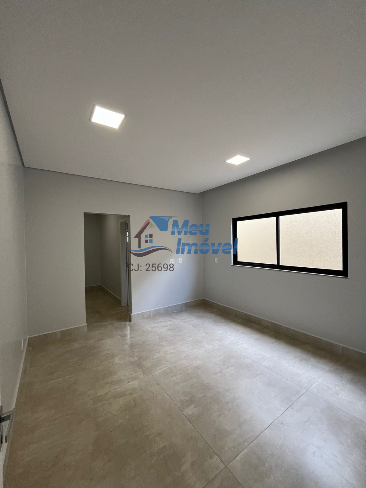 Casa à venda com 4 quartos, 300m² - Foto 14