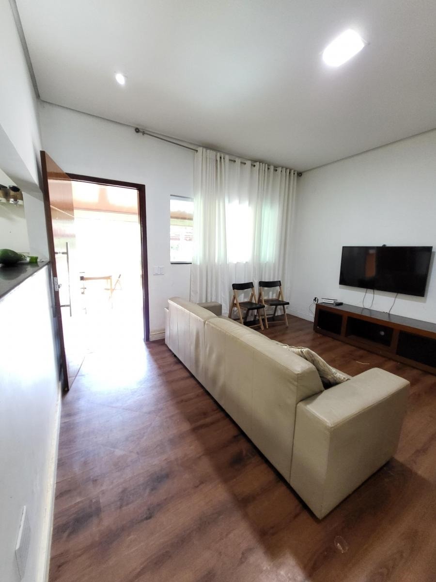 Casa à venda com 3 quartos, 350m² - Foto 4