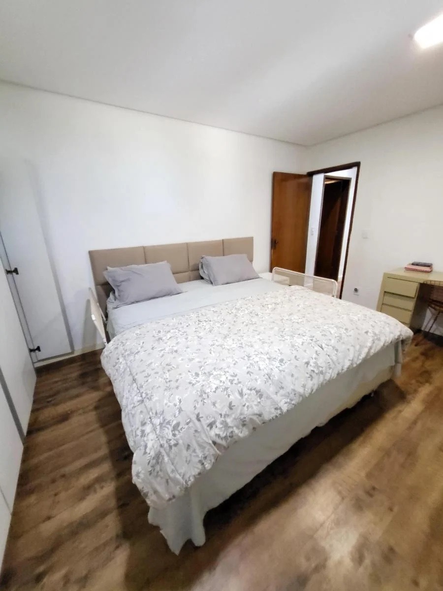 Casa à venda com 3 quartos, 350m² - Foto 16