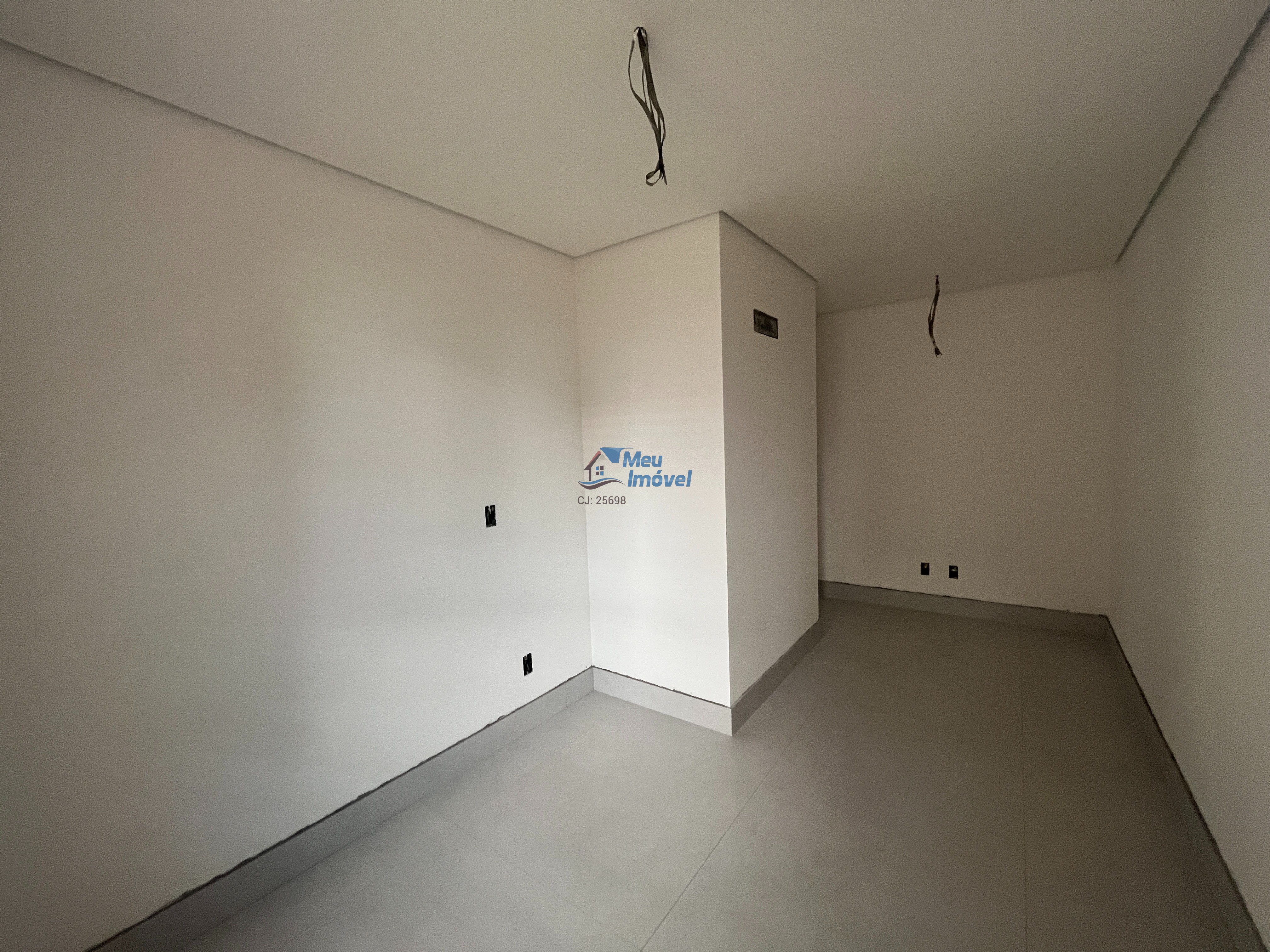 Apartamento à venda com 3 quartos, 94m² - Foto 11