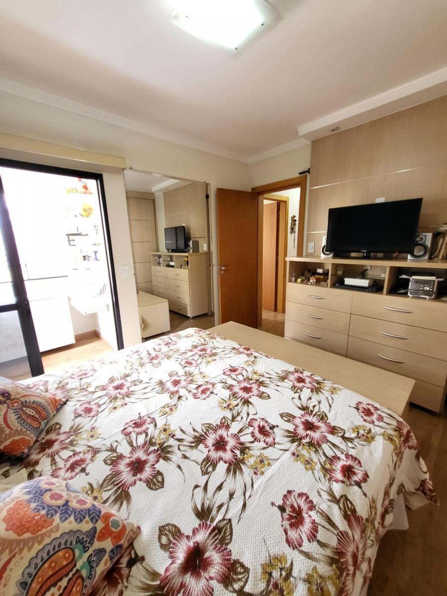 Apartamento à venda com 3 quartos, 104m² - Foto 30