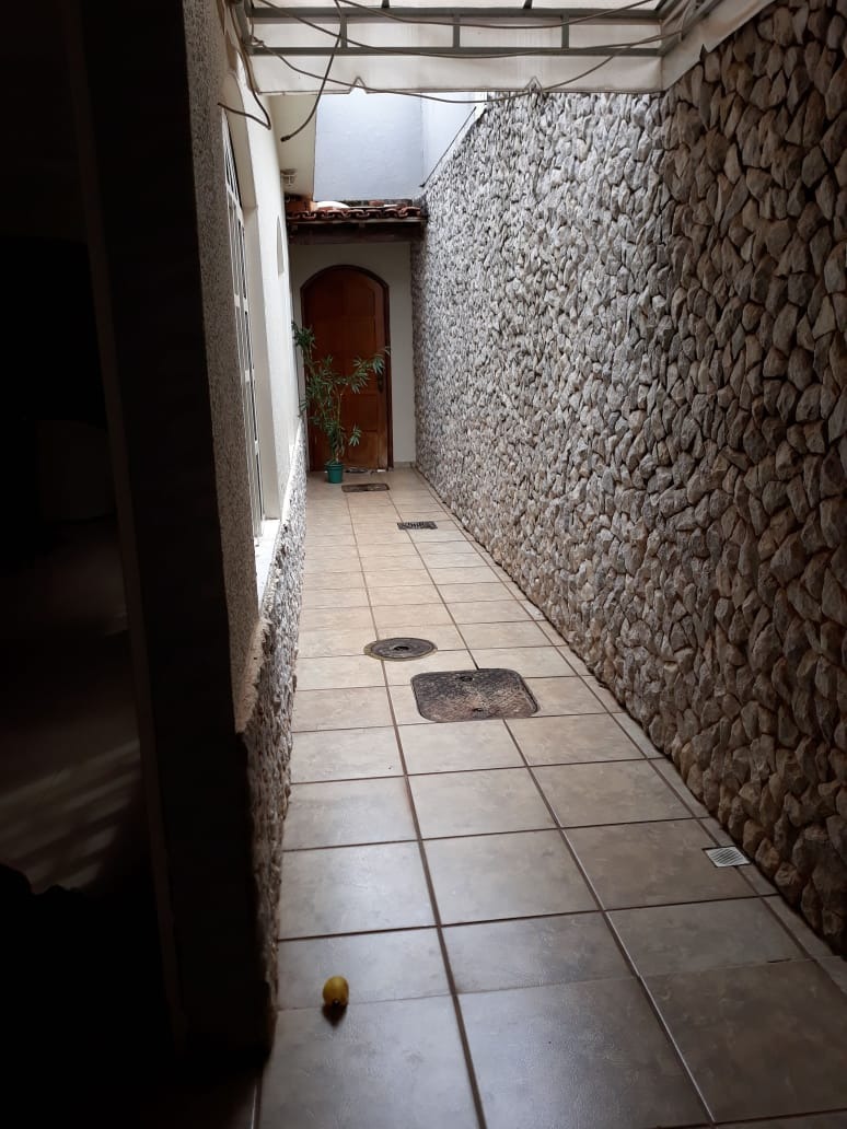 Casa à venda com 3 quartos, 300m² - Foto 16