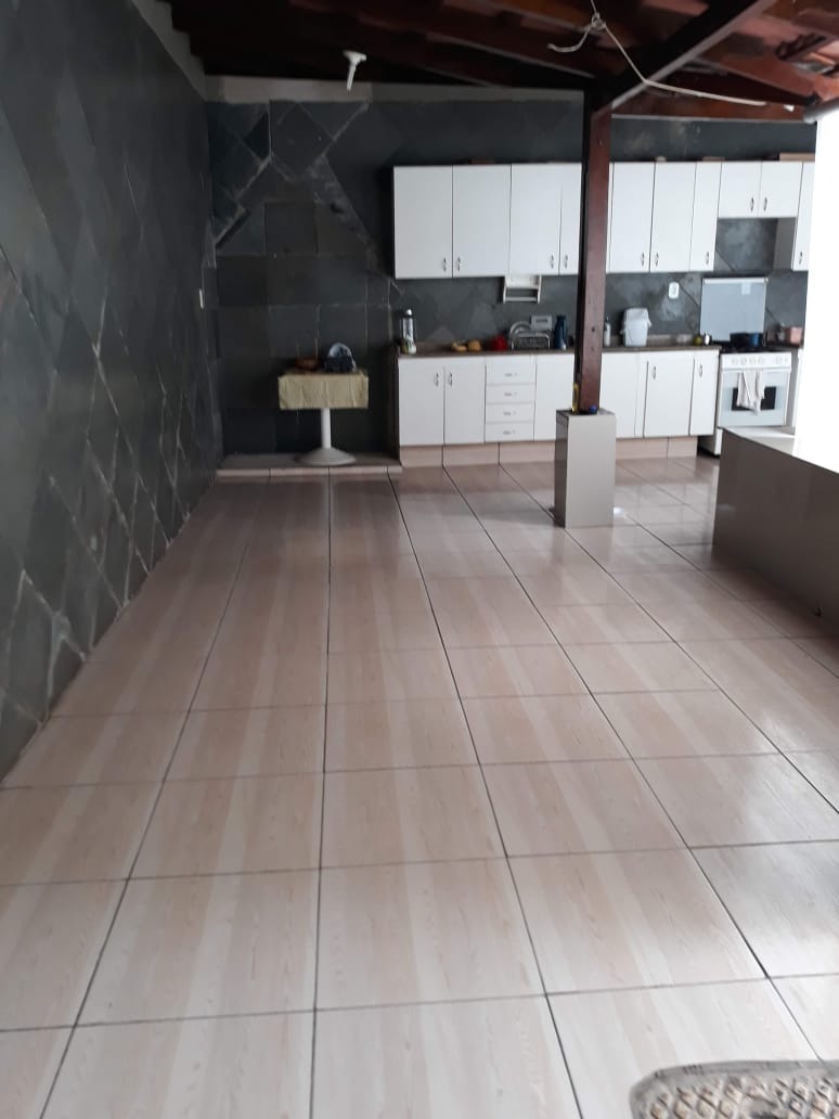 Casa à venda com 3 quartos, 300m² - Foto 30