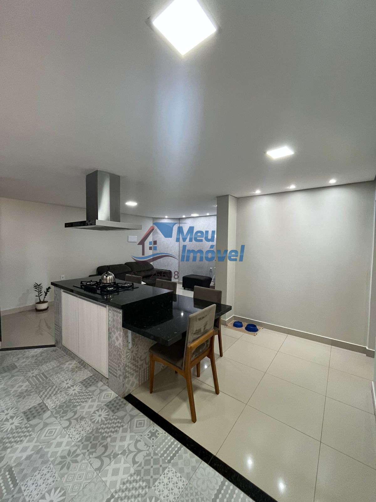 Apartamento à venda com 3 quartos, 100m² - Foto 8