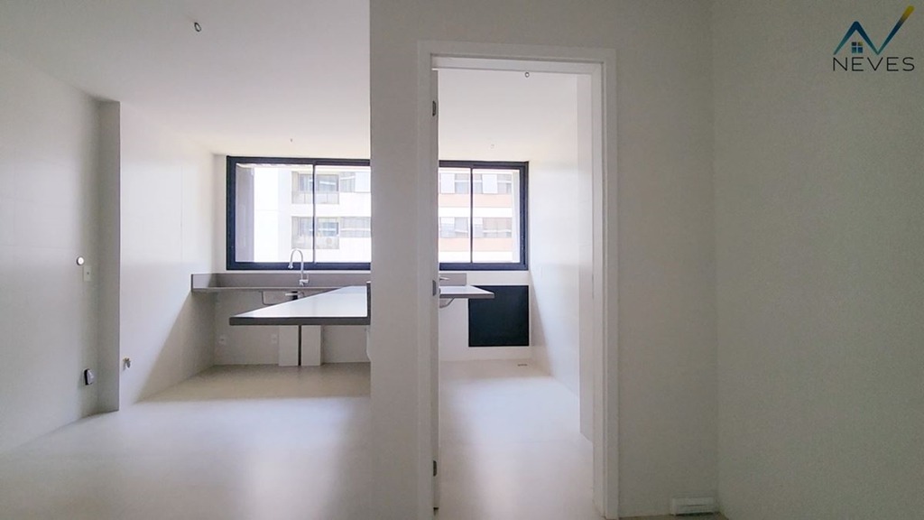 Apartamento à venda com 4 quartos, 268m² - Foto 11