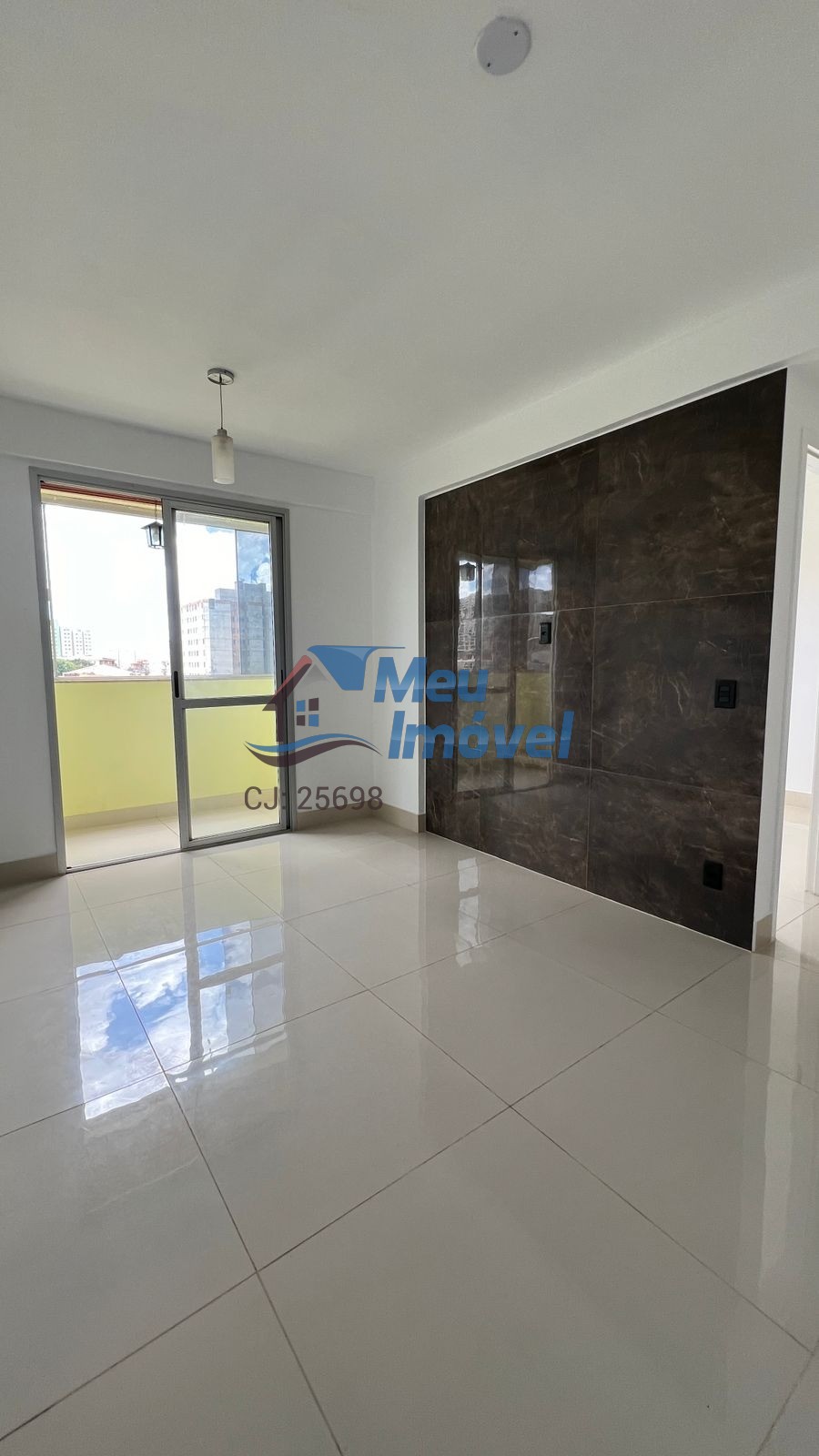 Apartamento à venda com 2 quartos, 51m² - Foto 2