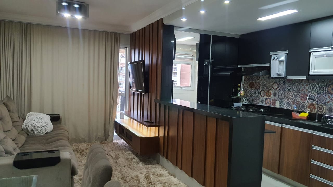 Apartamento à venda com 2 quartos, 69m² - Foto 1