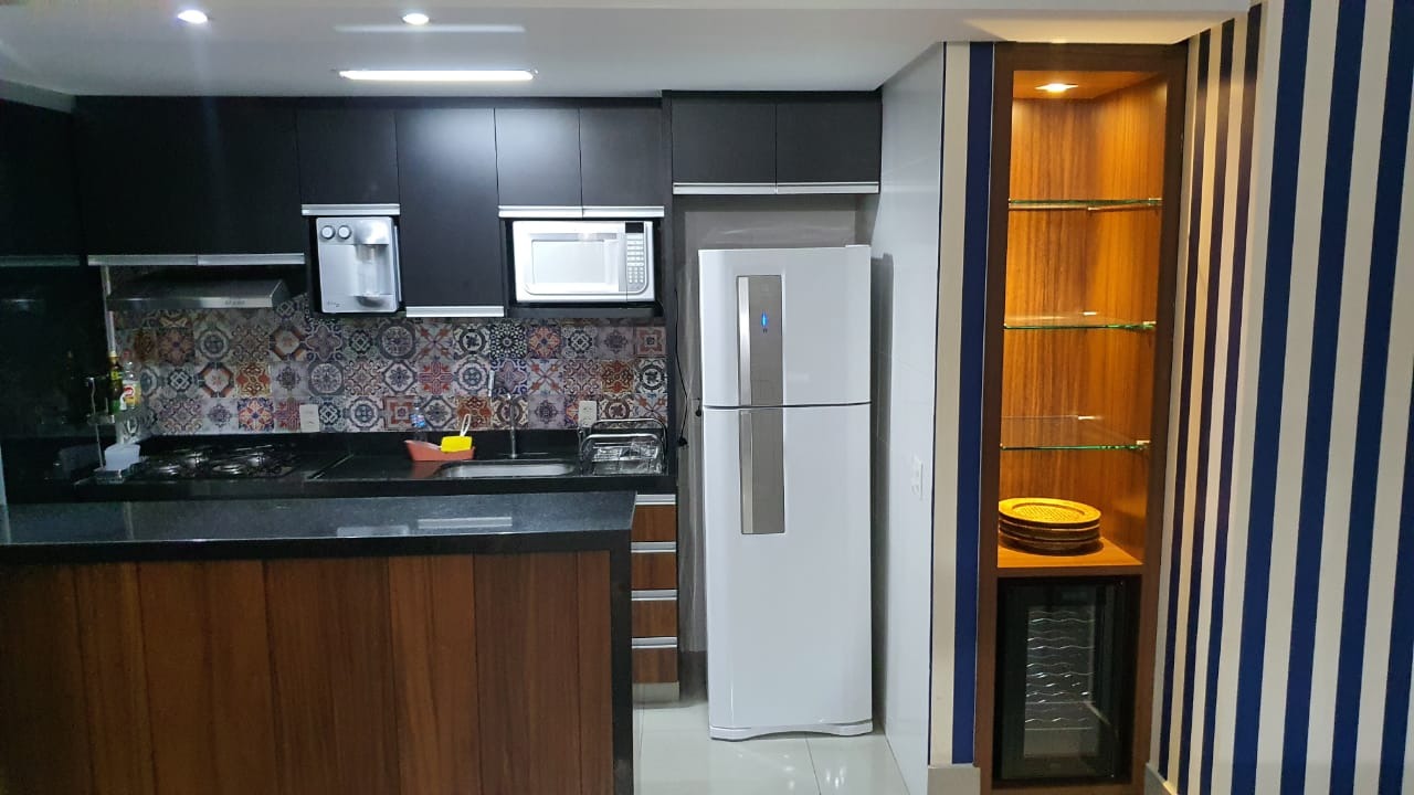 Apartamento à venda com 2 quartos, 69m² - Foto 4