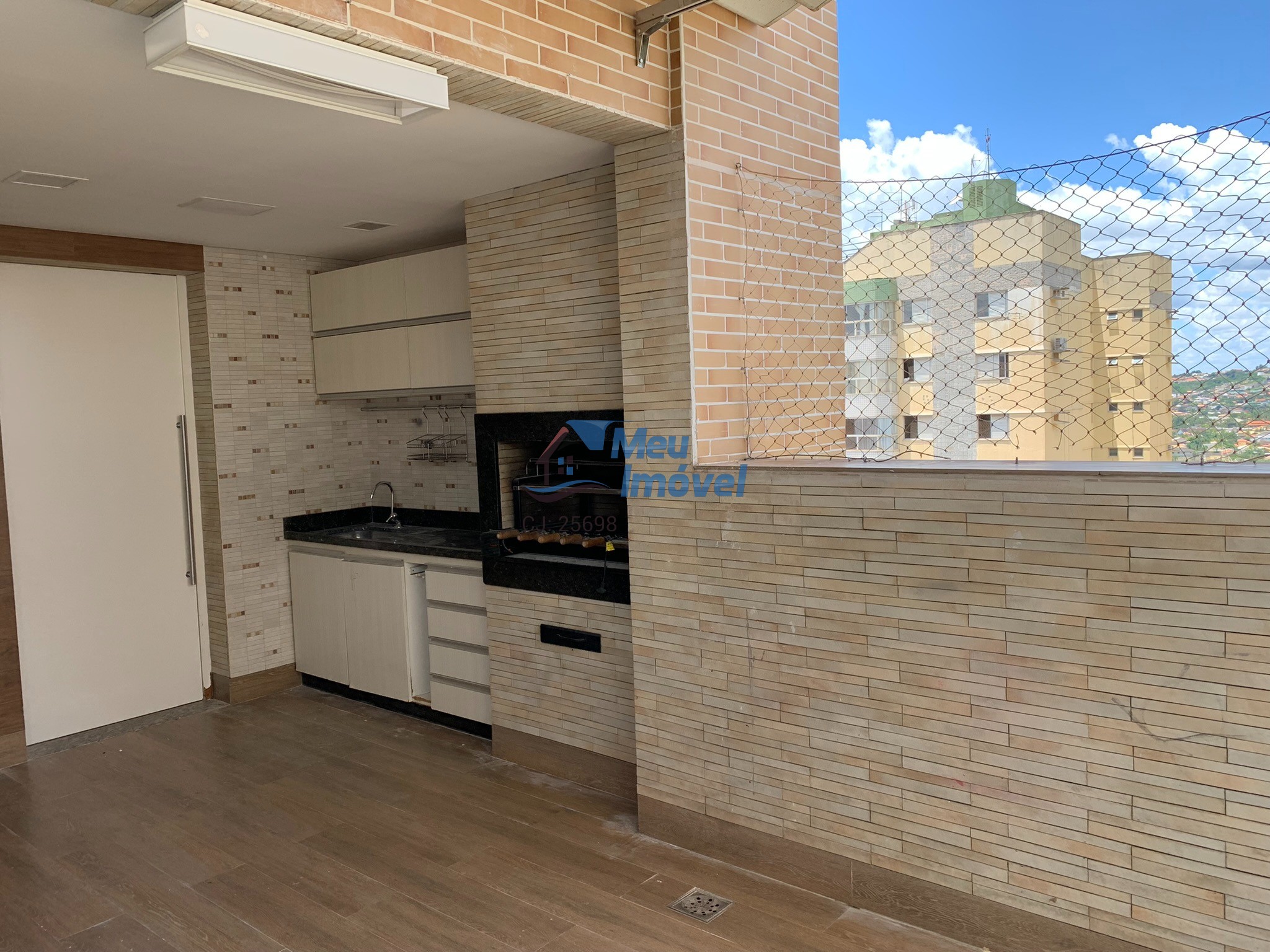 Apartamento à venda com 4 quartos, 225m² - Foto 4