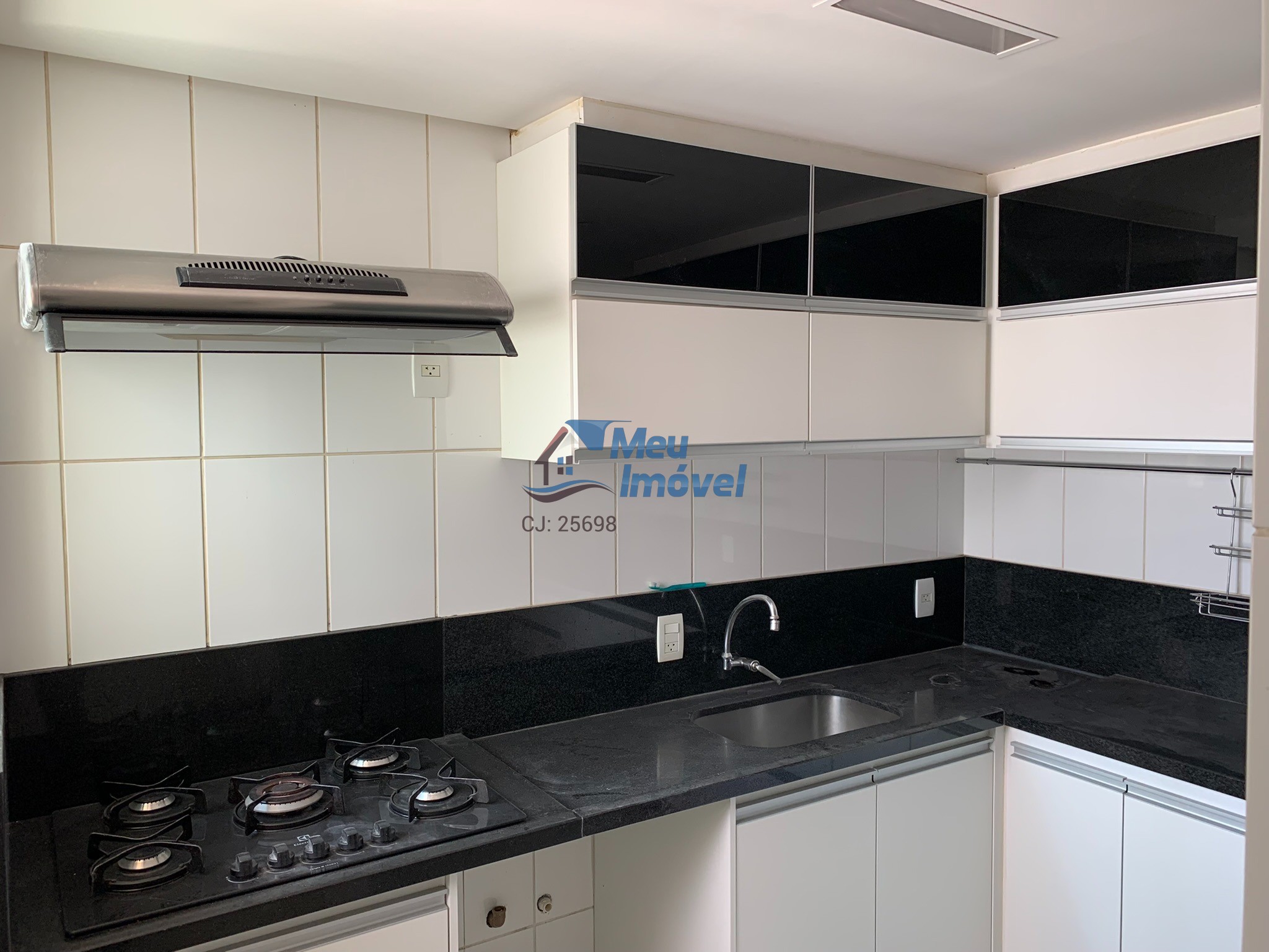 Apartamento à venda com 4 quartos, 225m² - Foto 14