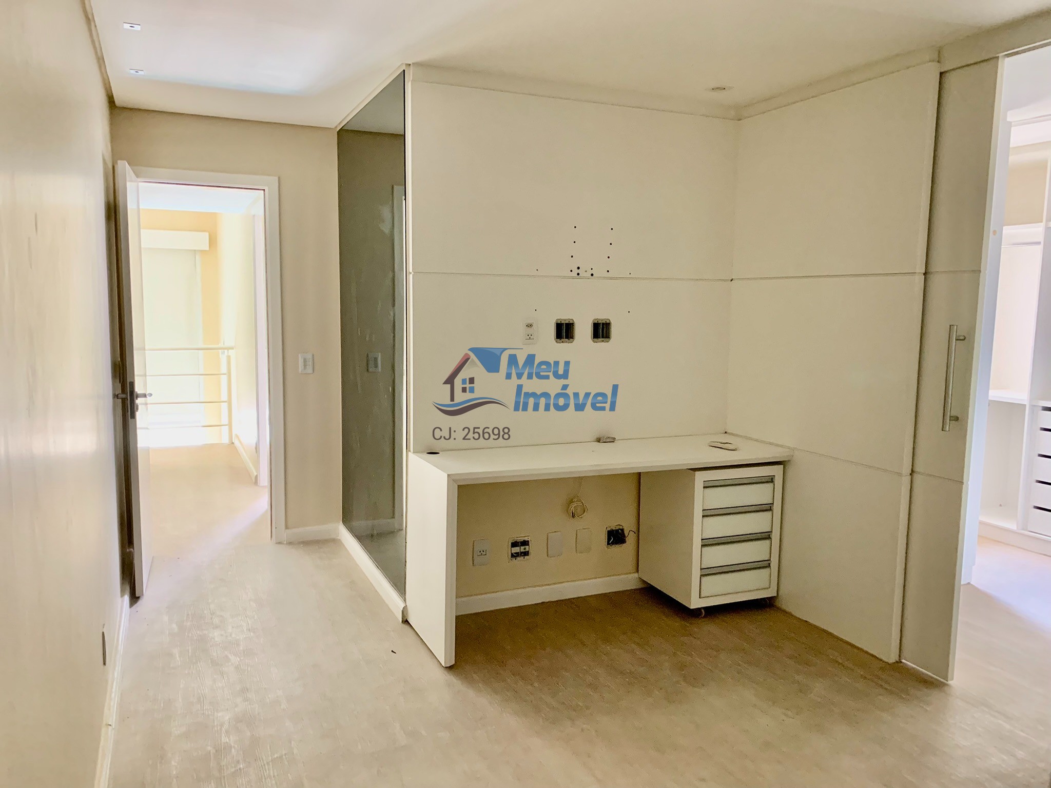 Apartamento à venda com 4 quartos, 225m² - Foto 32