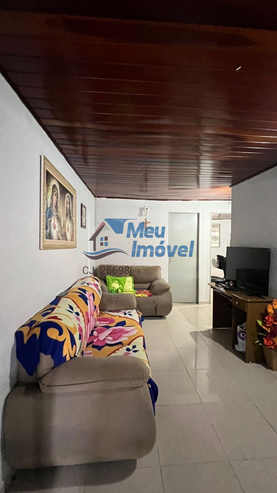 QR 408  Samambaia Norte CASA 3 Quartos 150m² 1 vaga Área de serviço