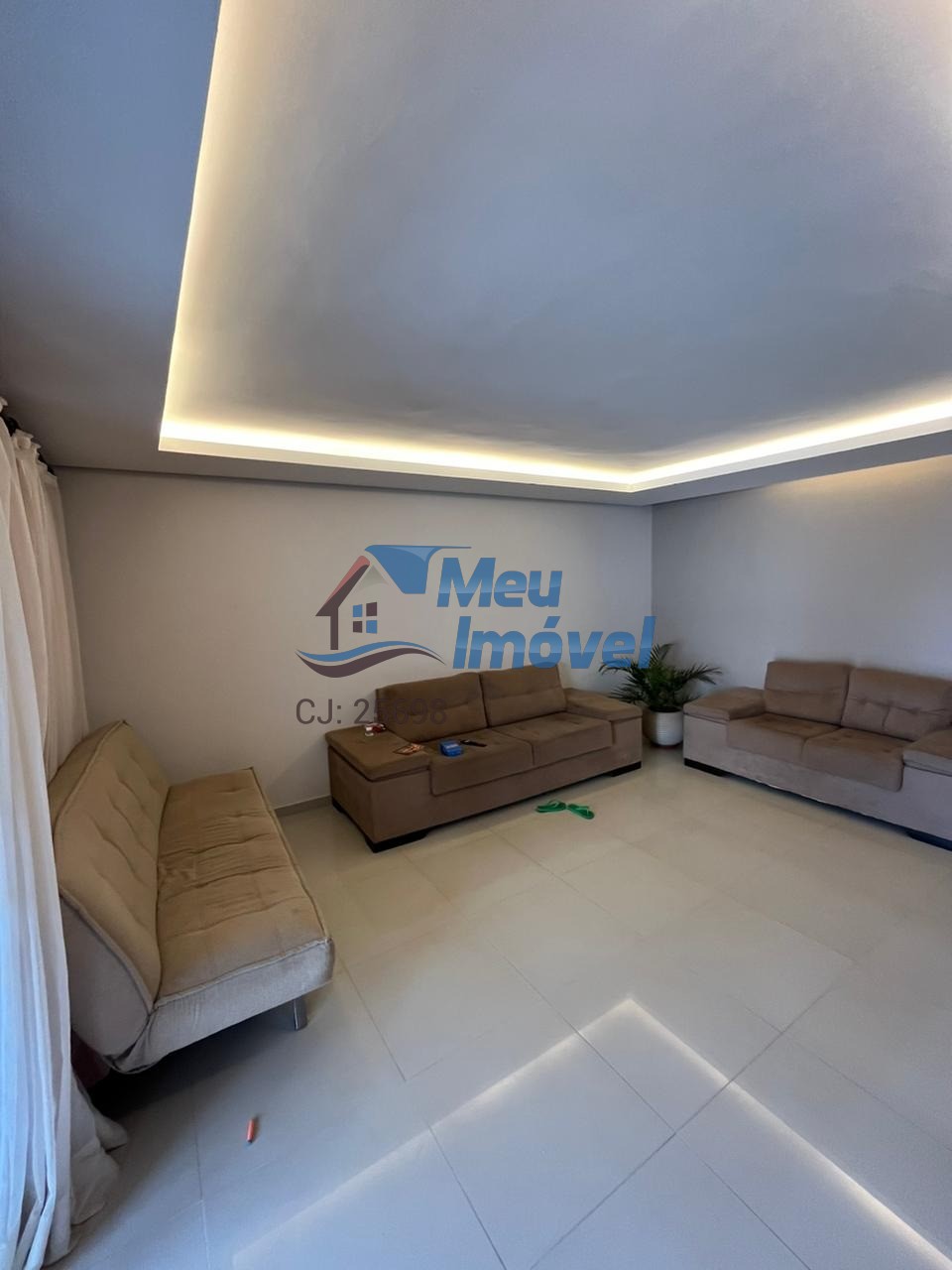 Casa à venda com 2 quartos, 220m² - Foto 12