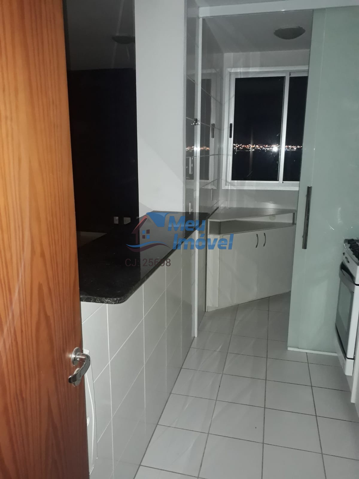 Apartamento à venda com 2 quartos, 57m² - Foto 16