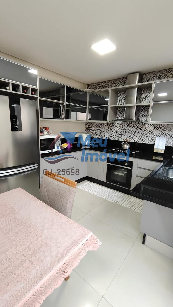 Apartamento à venda com 3 quartos, 250m² - Foto 5