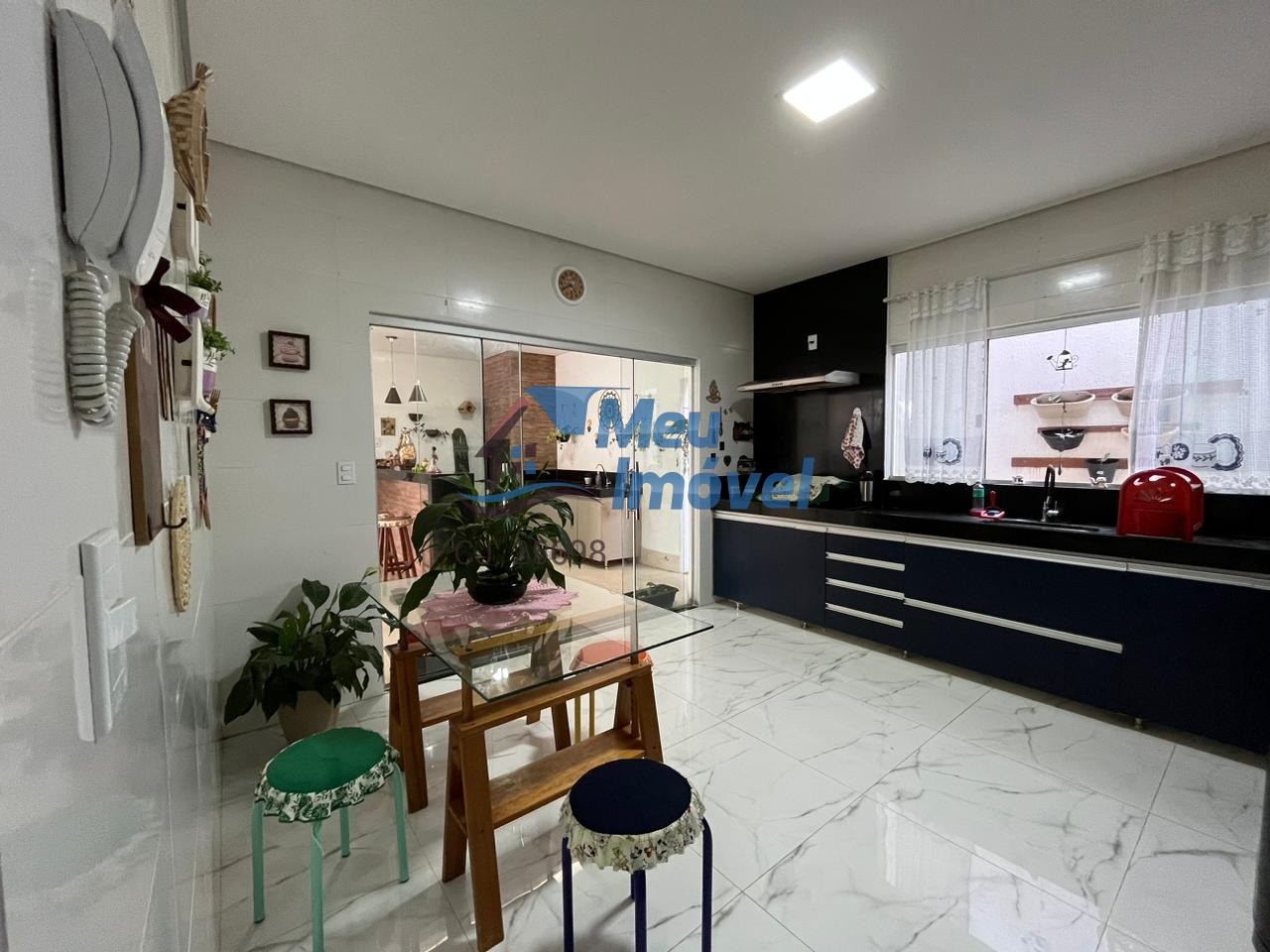 Casa à venda com 3 quartos, 180m² - Foto 10