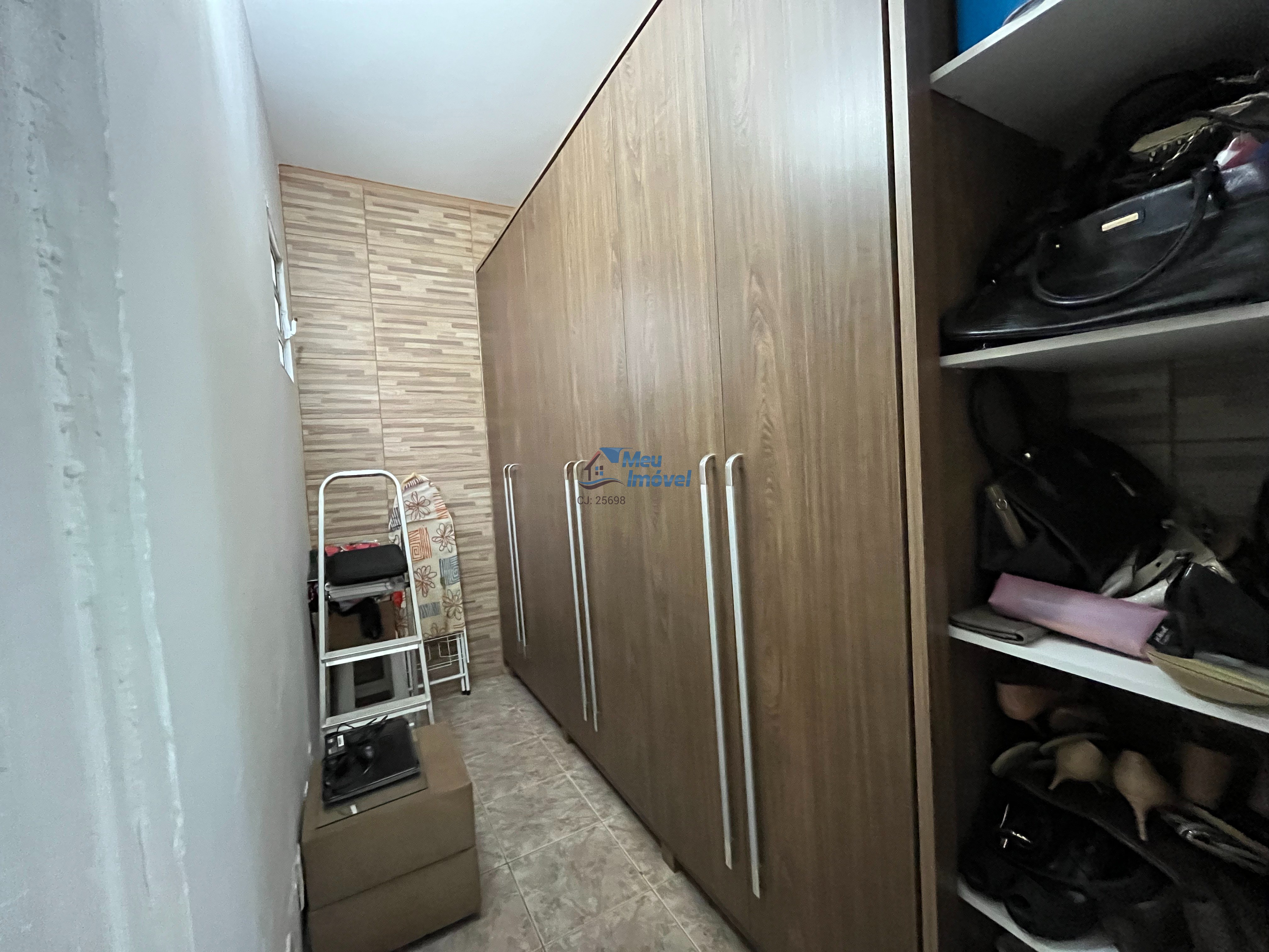 Casa à venda com 4 quartos, 300m² - Foto 18