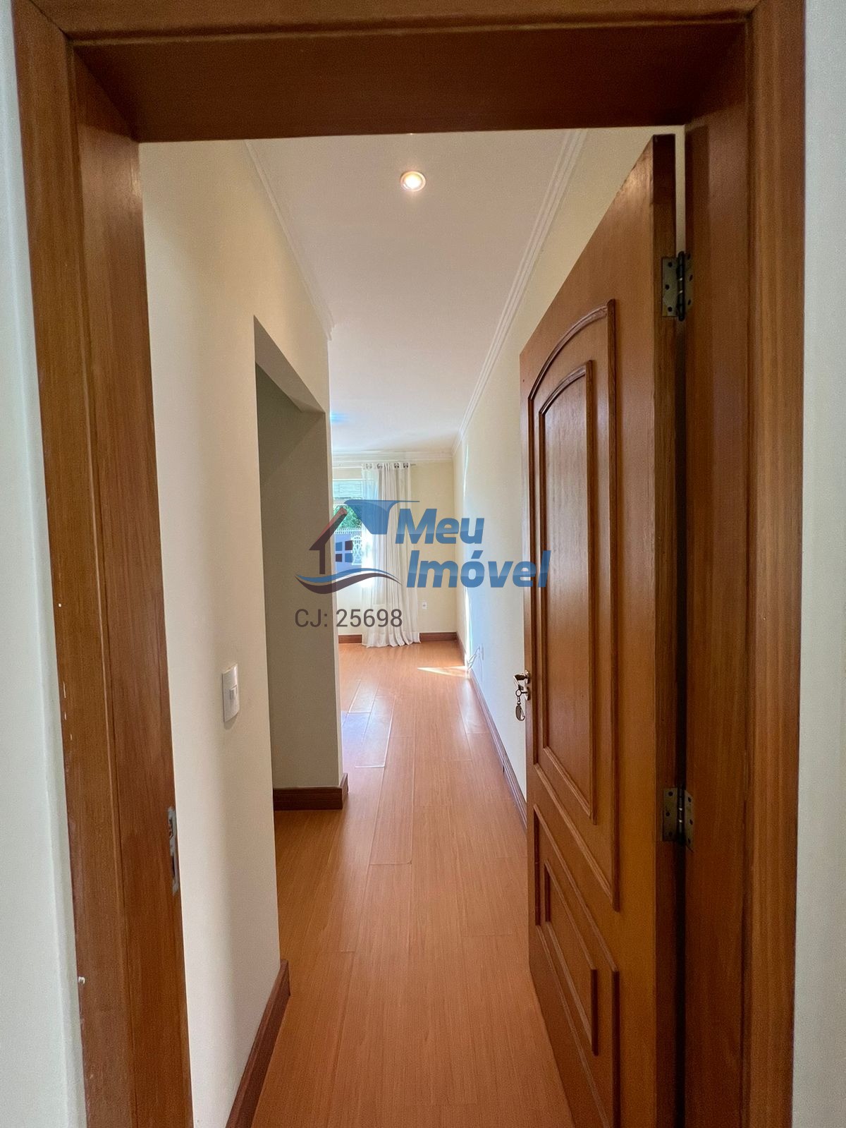 Casa à venda com 4 quartos, 260m² - Foto 15