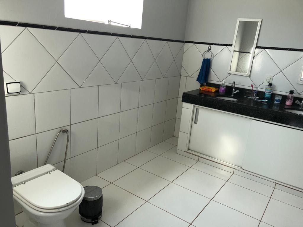 Casa à venda com 4 quartos, 400m² - Foto 15