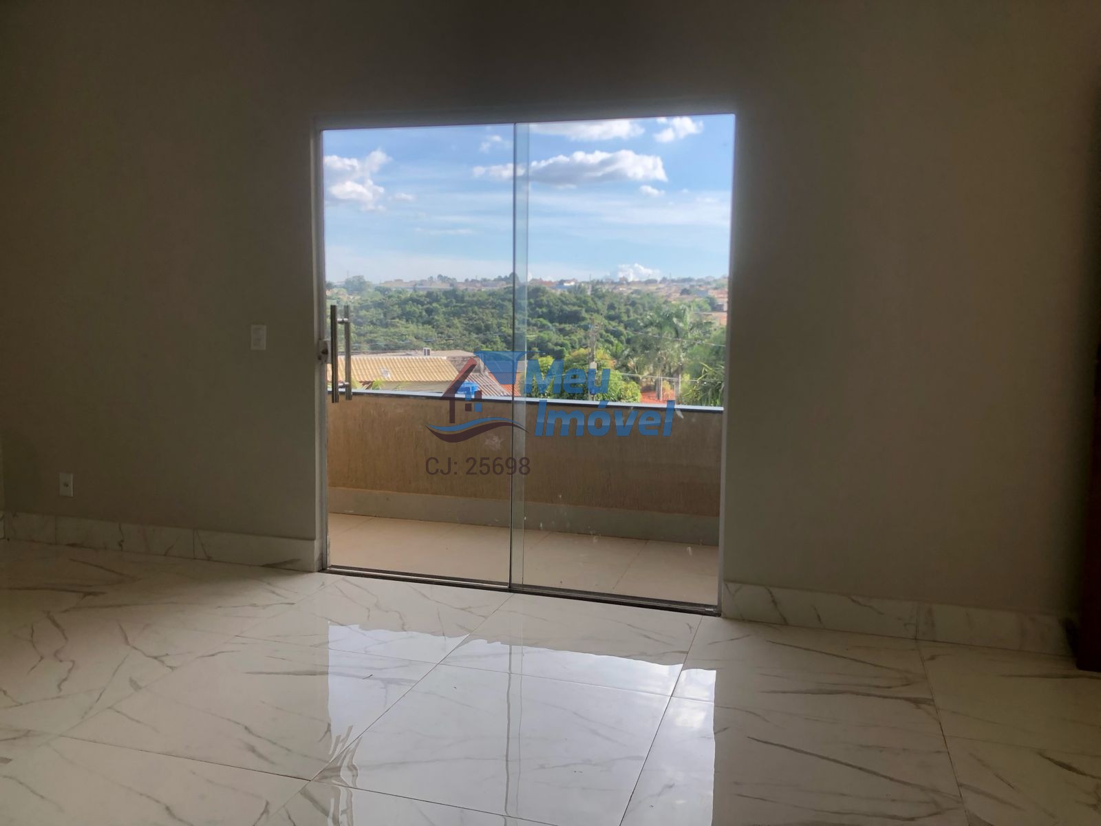 Casa à venda com 4 quartos, 350m² - Foto 6