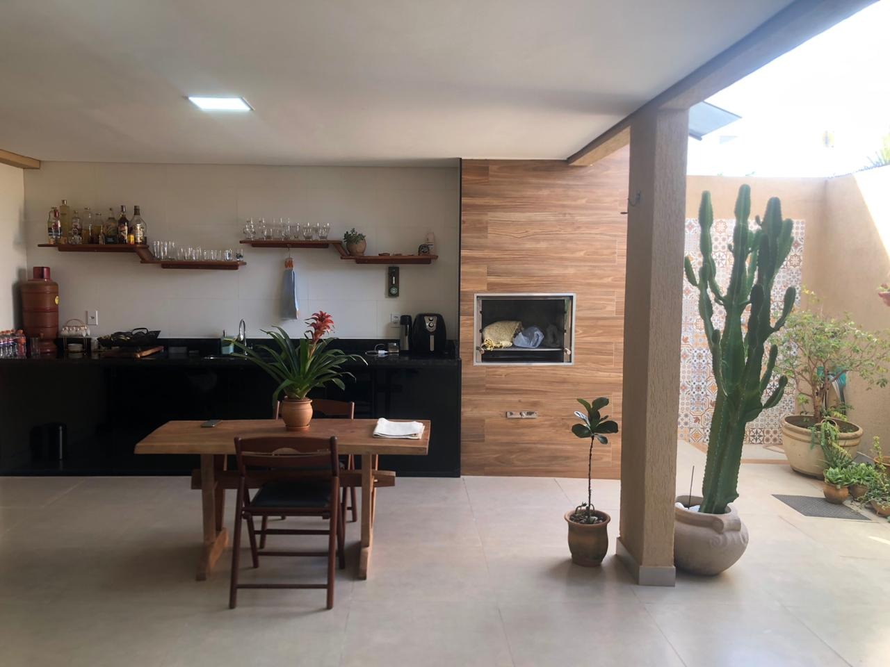 Casa à venda com 2 quartos, 180m² - Foto 18