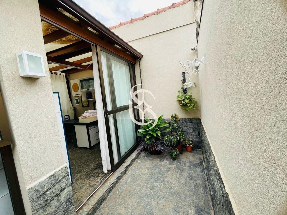 Casa à venda com 3 quartos, 139m² - Foto 31