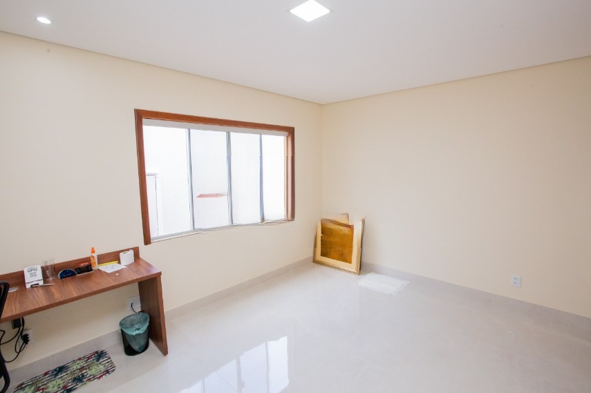 Casa à venda com 5 quartos, 520m² - Foto 13