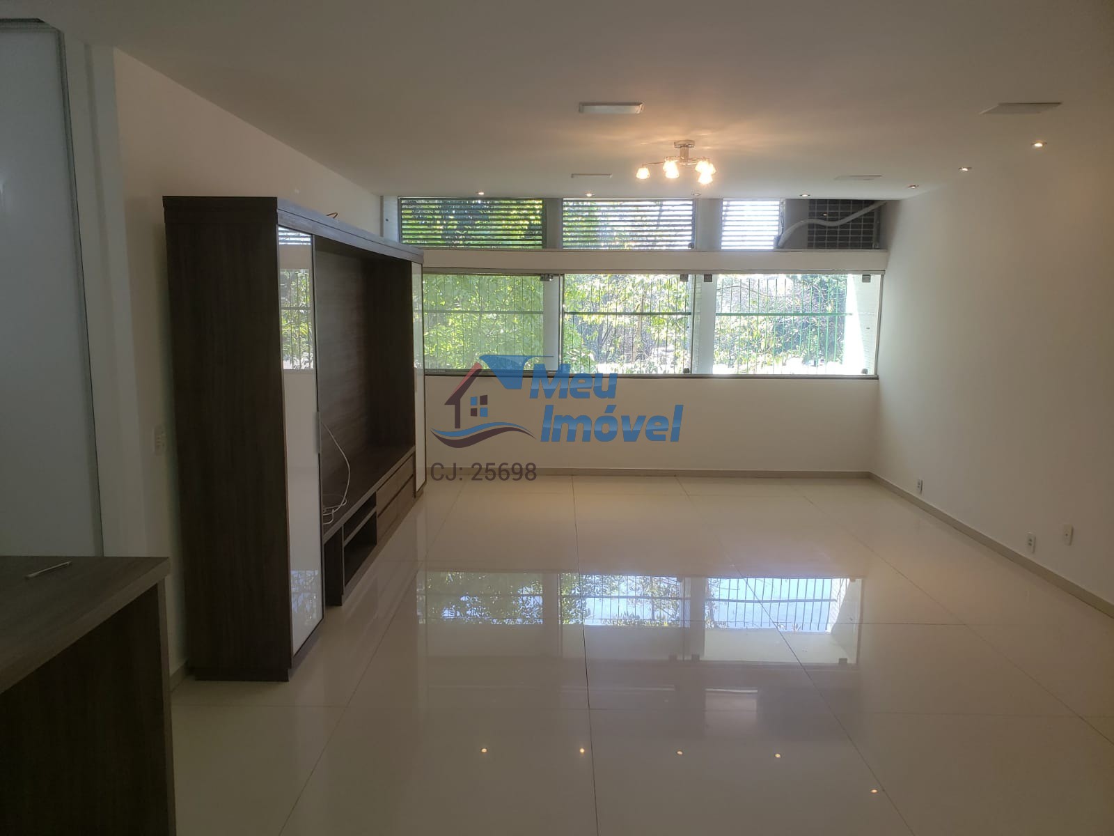 Apartamento à venda com 3 quartos, 141m² - Foto 4