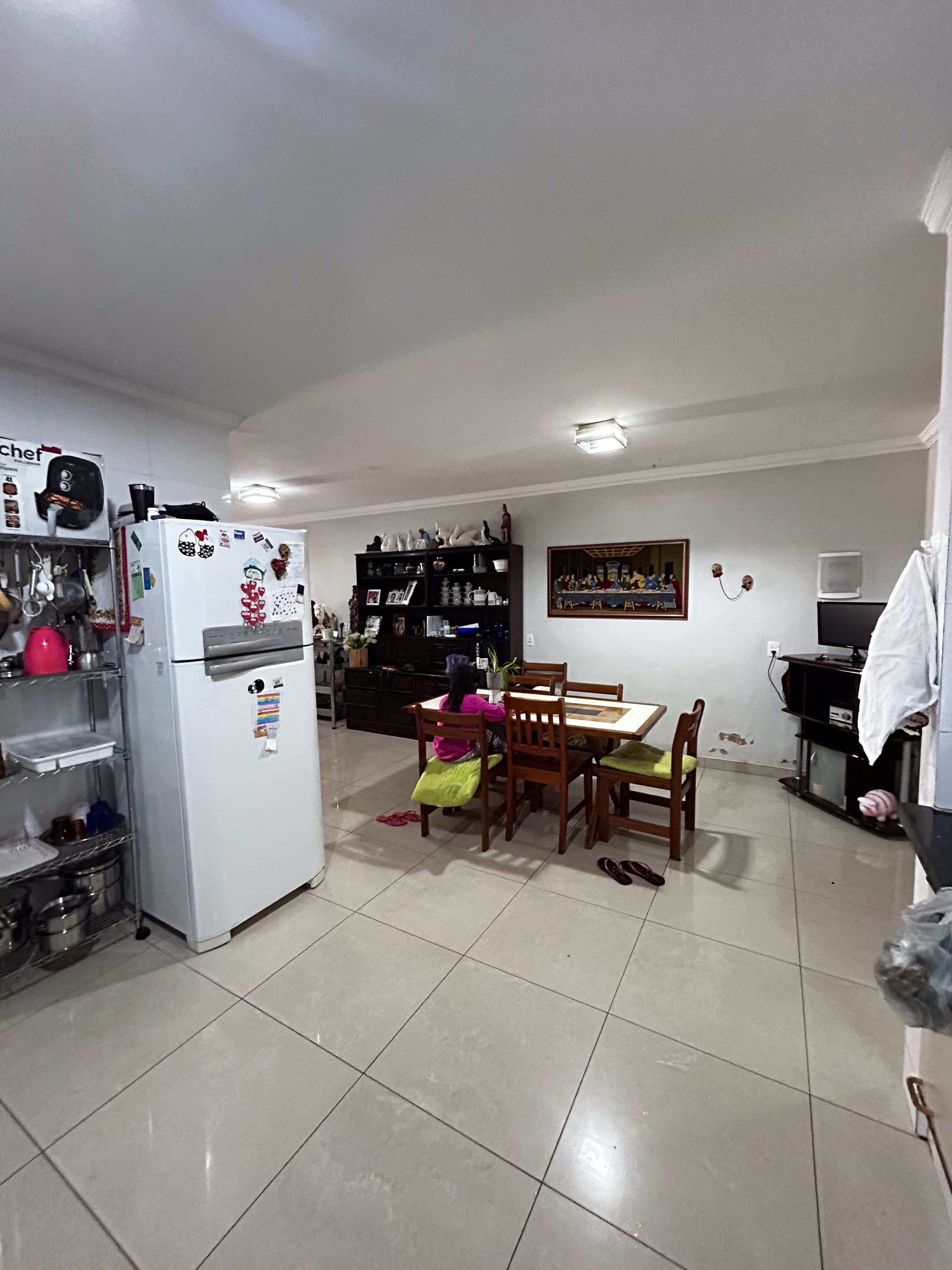 Casa à venda com 4 quartos, 200m² - Foto 12