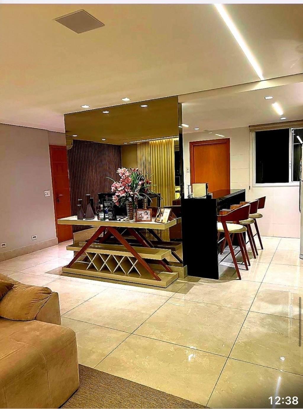 Apartamento à venda com 4 quartos, 158m² - Foto 2