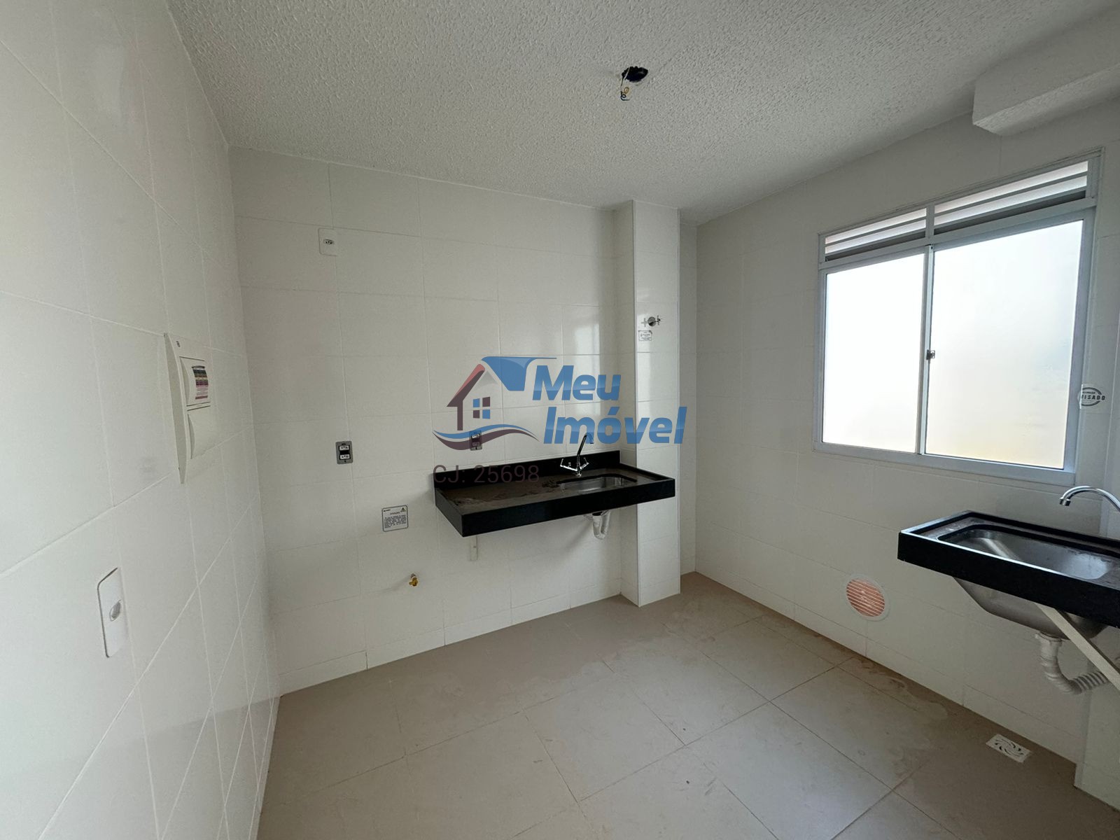 Apartamento à venda com 2 quartos, 60m² - Foto 23