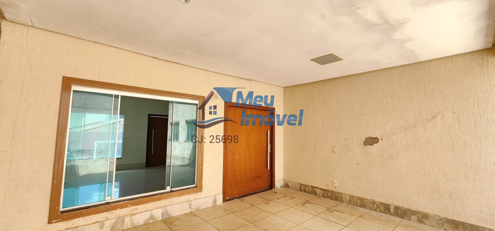 Casa à venda com 4 quartos, 300m² - Foto 4