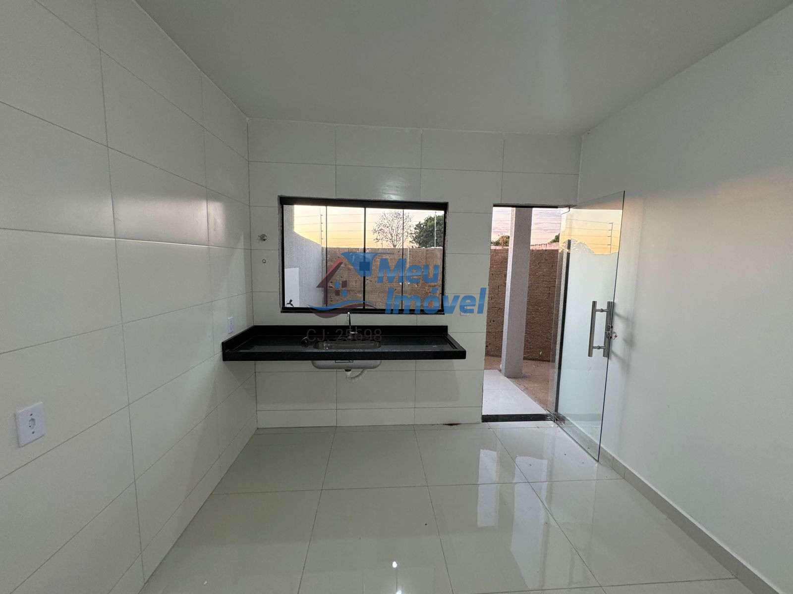 Casa à venda com 3 quartos, 110m² - Foto 9