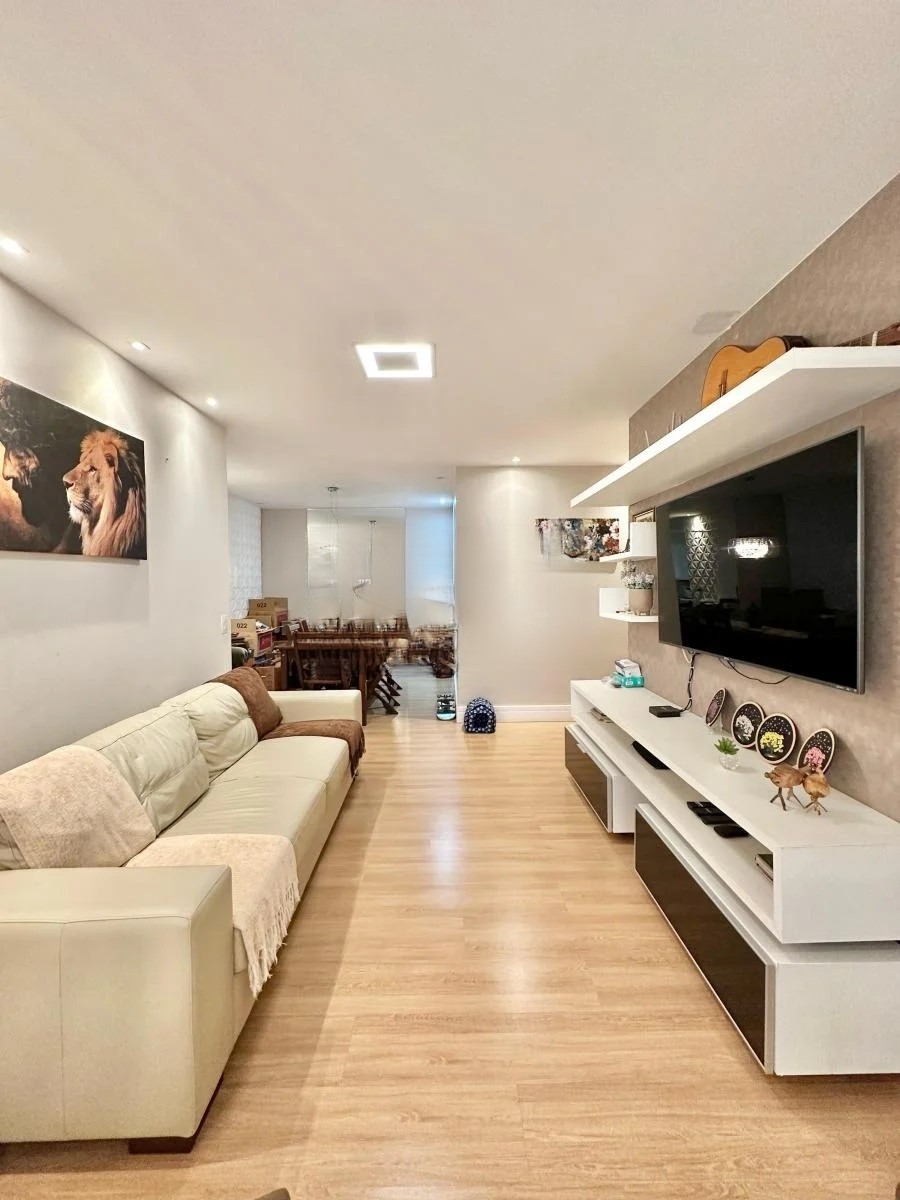 Apartamento à venda com 3 quartos, 96m² - Foto 3