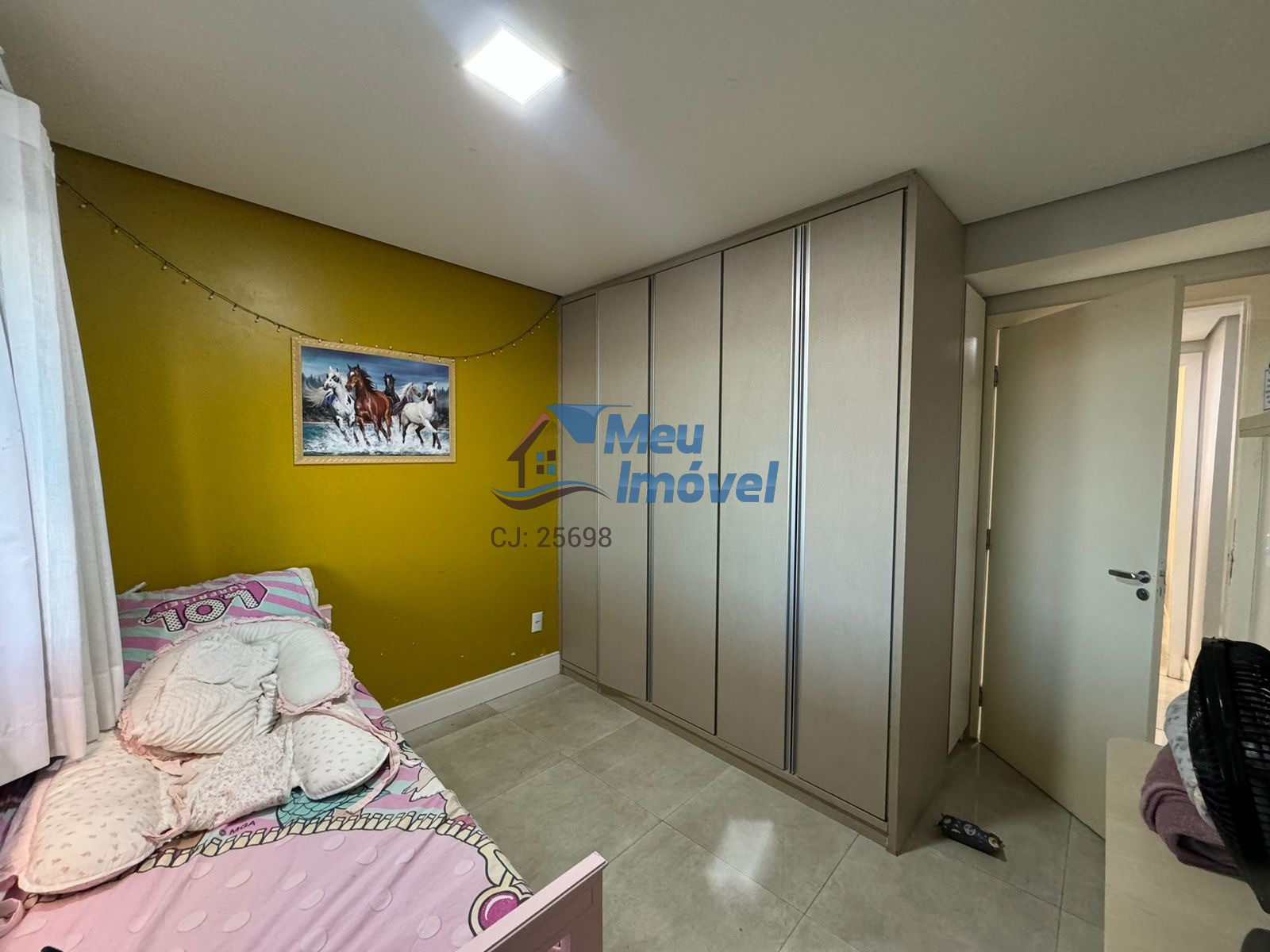 Casa à venda com 4 quartos, 250m² - Foto 16