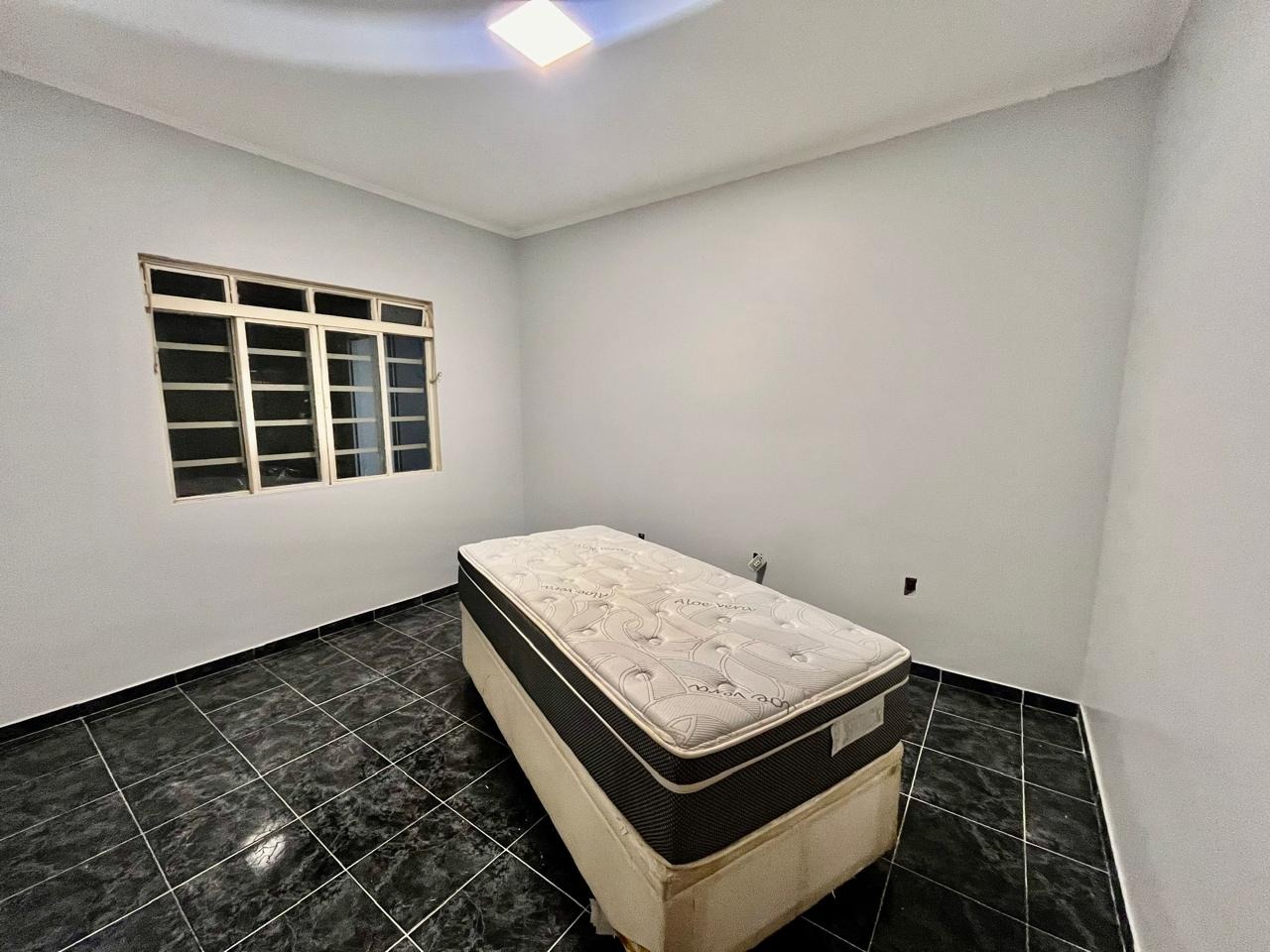 Casa à venda com 3 quartos, 500m² - Foto 8