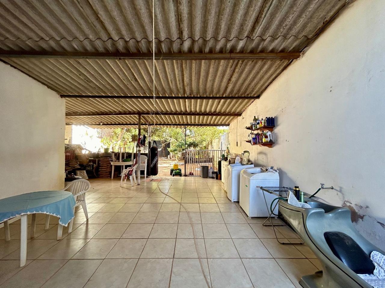 Casa à venda com 3 quartos, 220m² - Foto 32