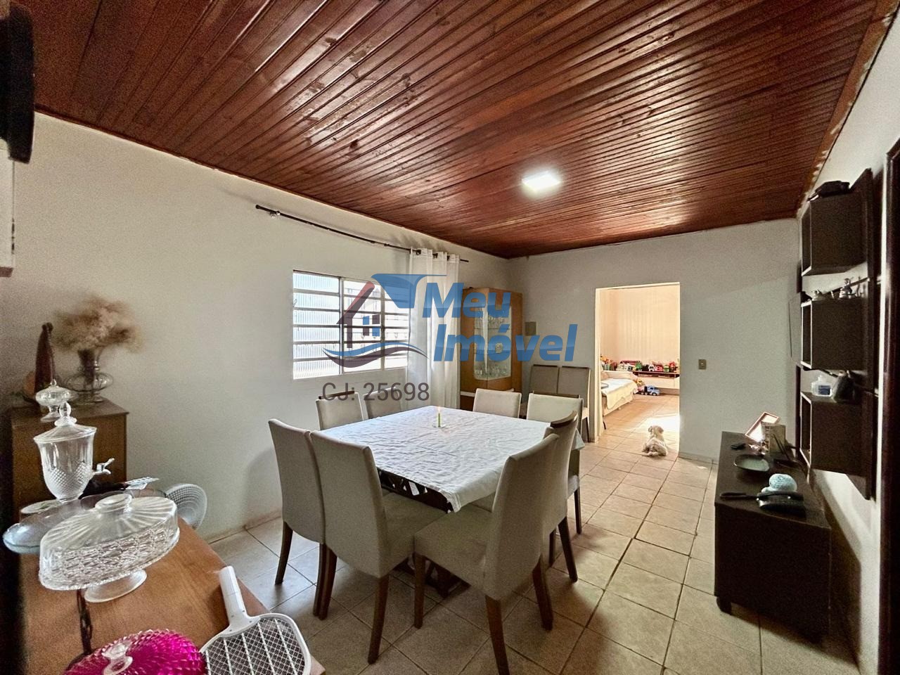 Casa à venda com 4 quartos, 250m² - Foto 3