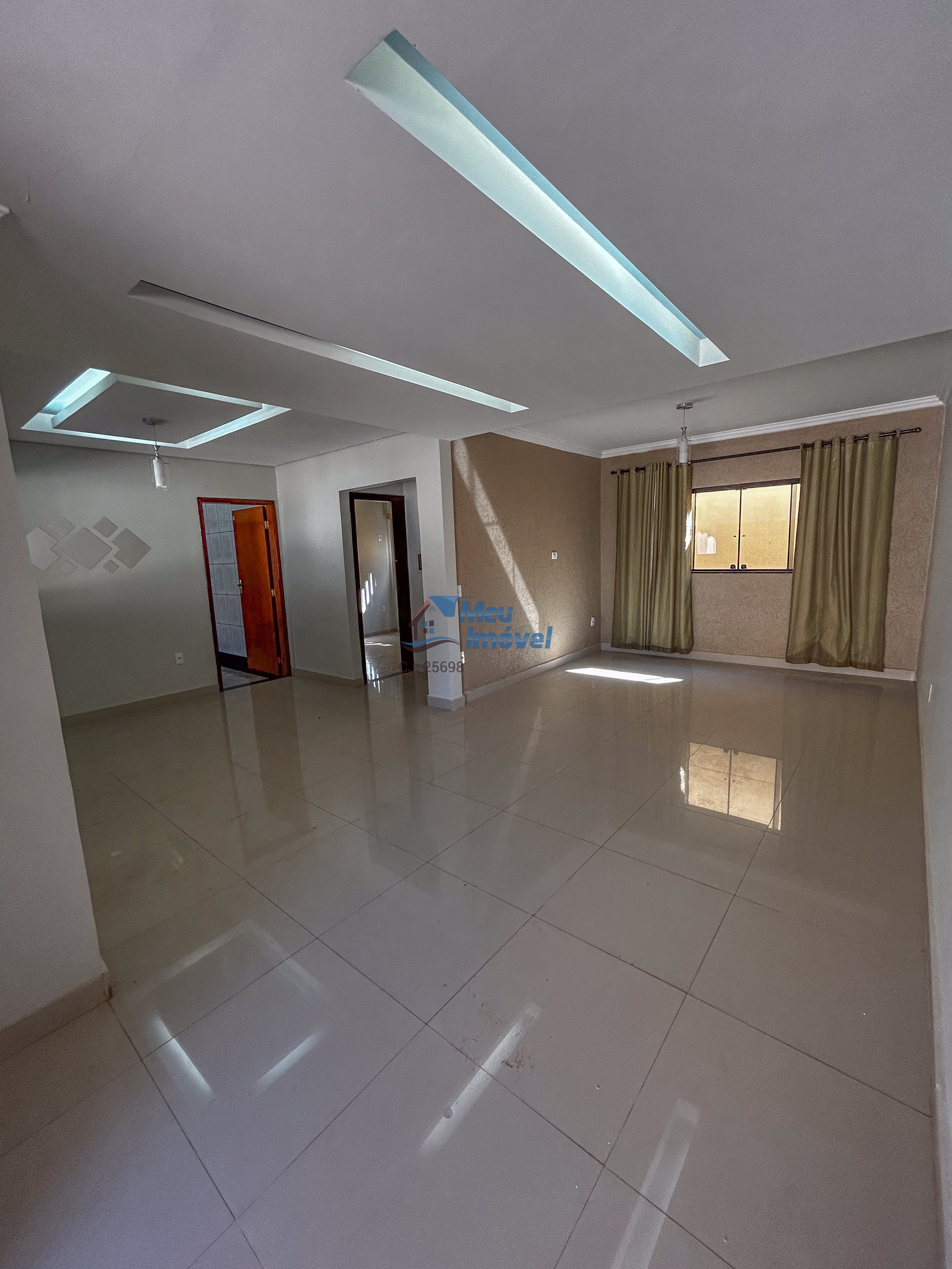 Casa à venda com 4 quartos, 360m² - Foto 15