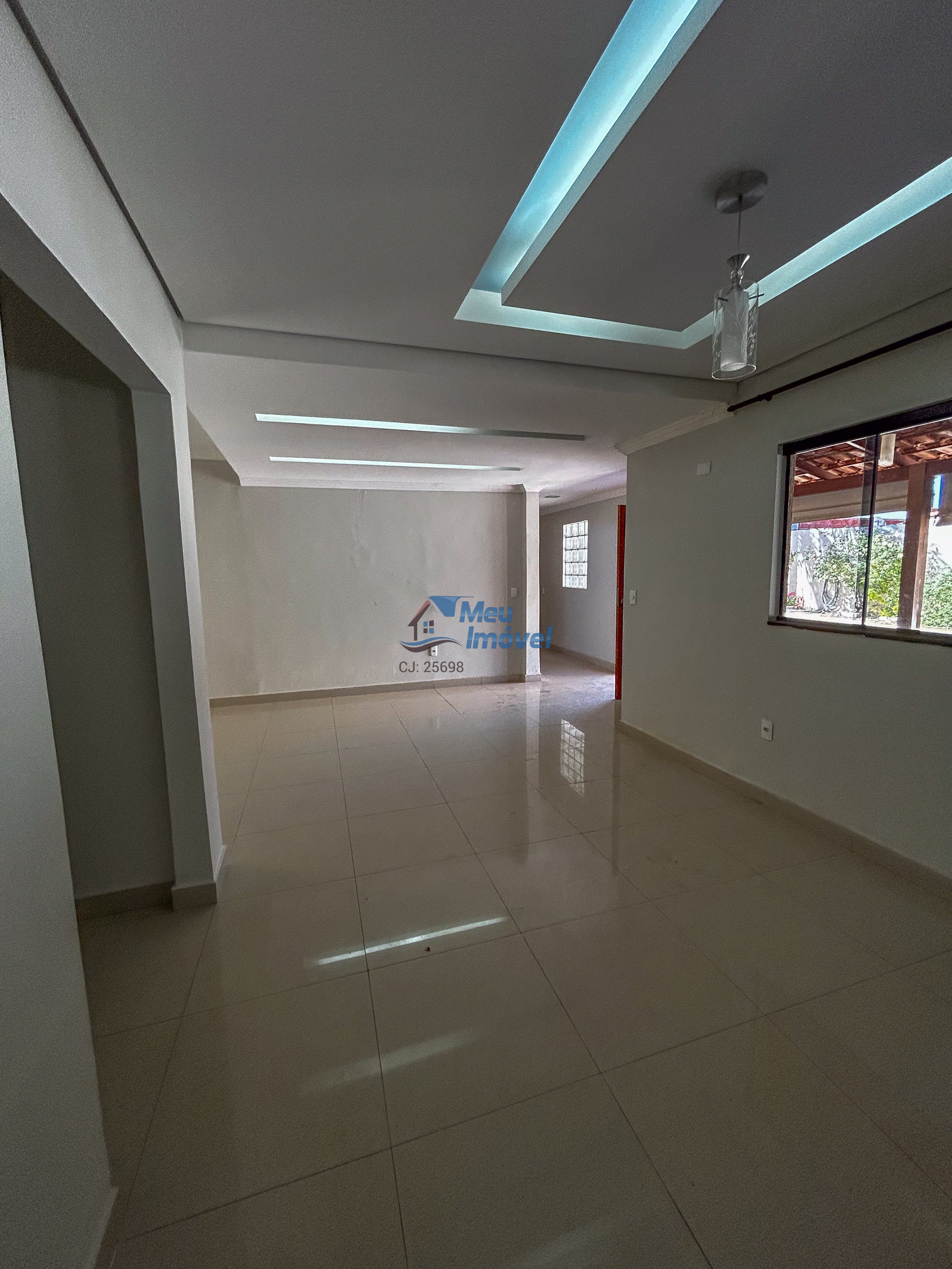 Casa à venda com 4 quartos, 360m² - Foto 12