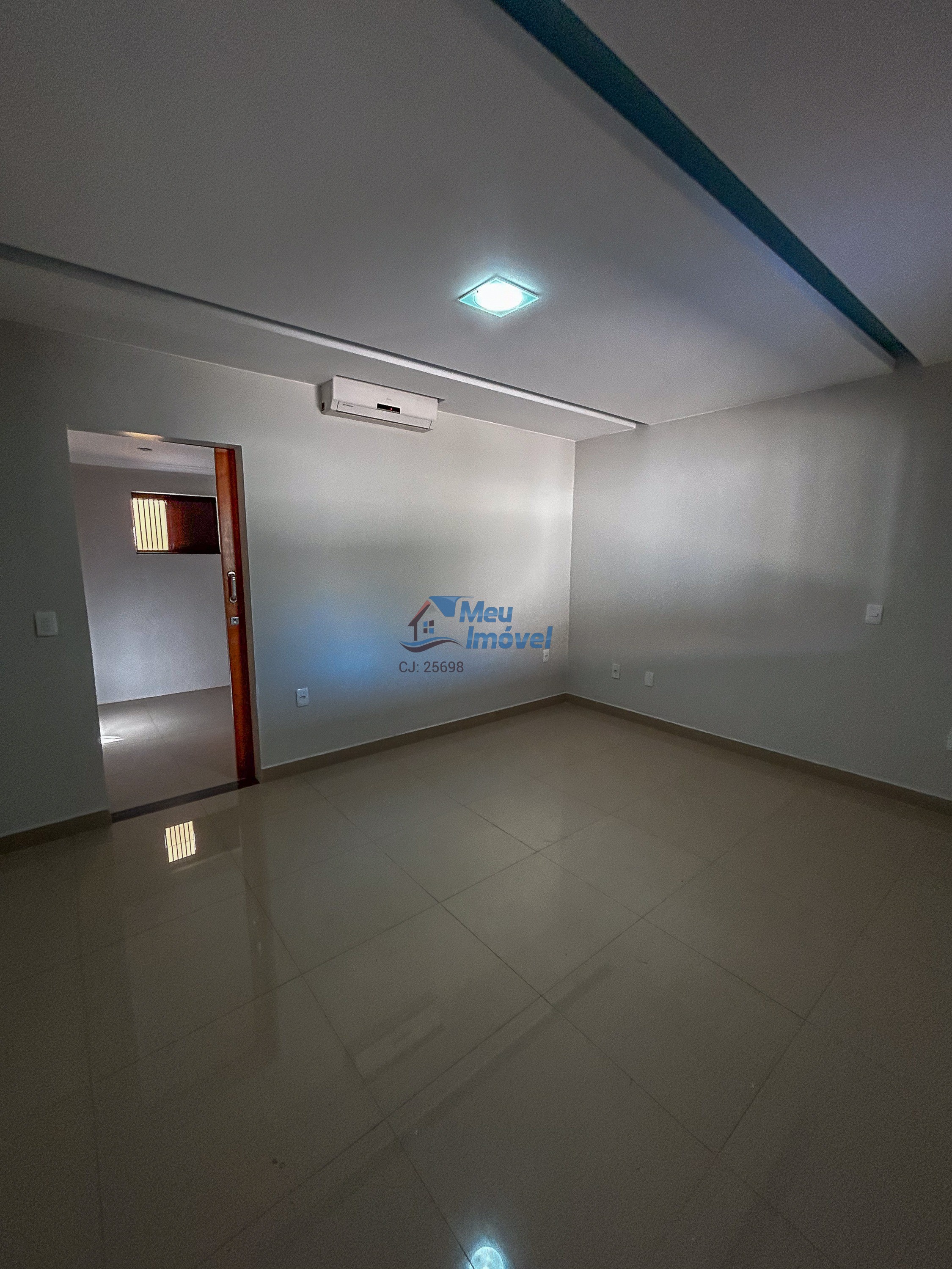 Casa à venda com 4 quartos, 360m² - Foto 11