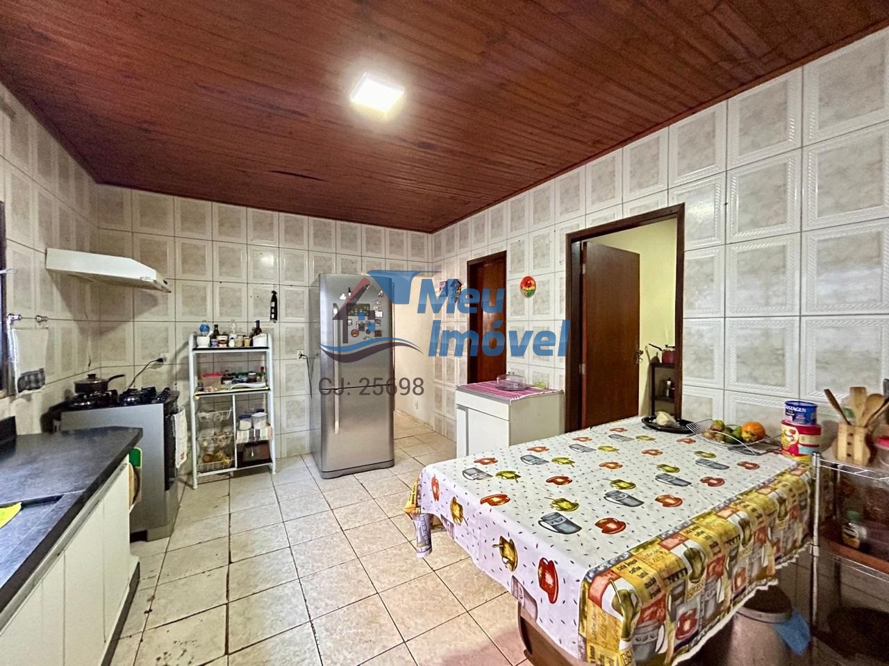 Casa à venda com 4 quartos, 250m² - Foto 5