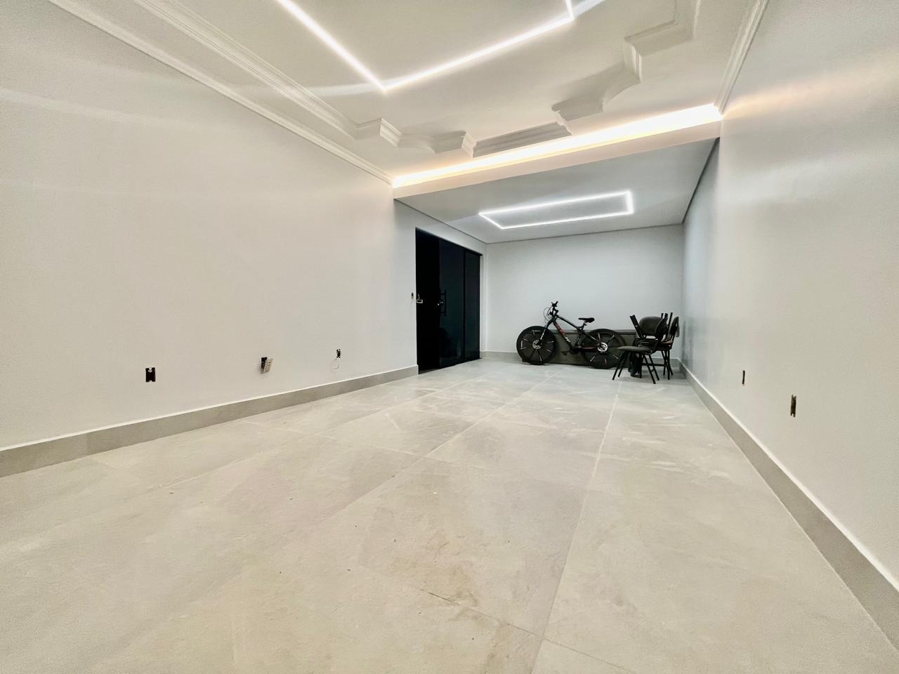 Casa à venda com 3 quartos, 500m² - Foto 5